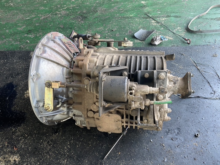 福田欧马可康明斯发动机万里扬6g120变速箱jac江淮6g70变速箱