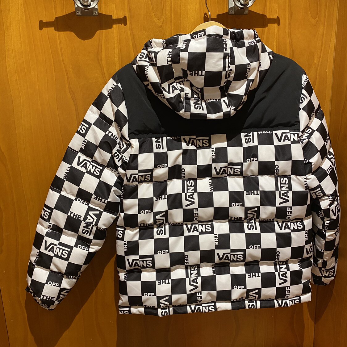 vans范斯男子黑白棋盘格运动休闲羽绒夹克运动羽绒服