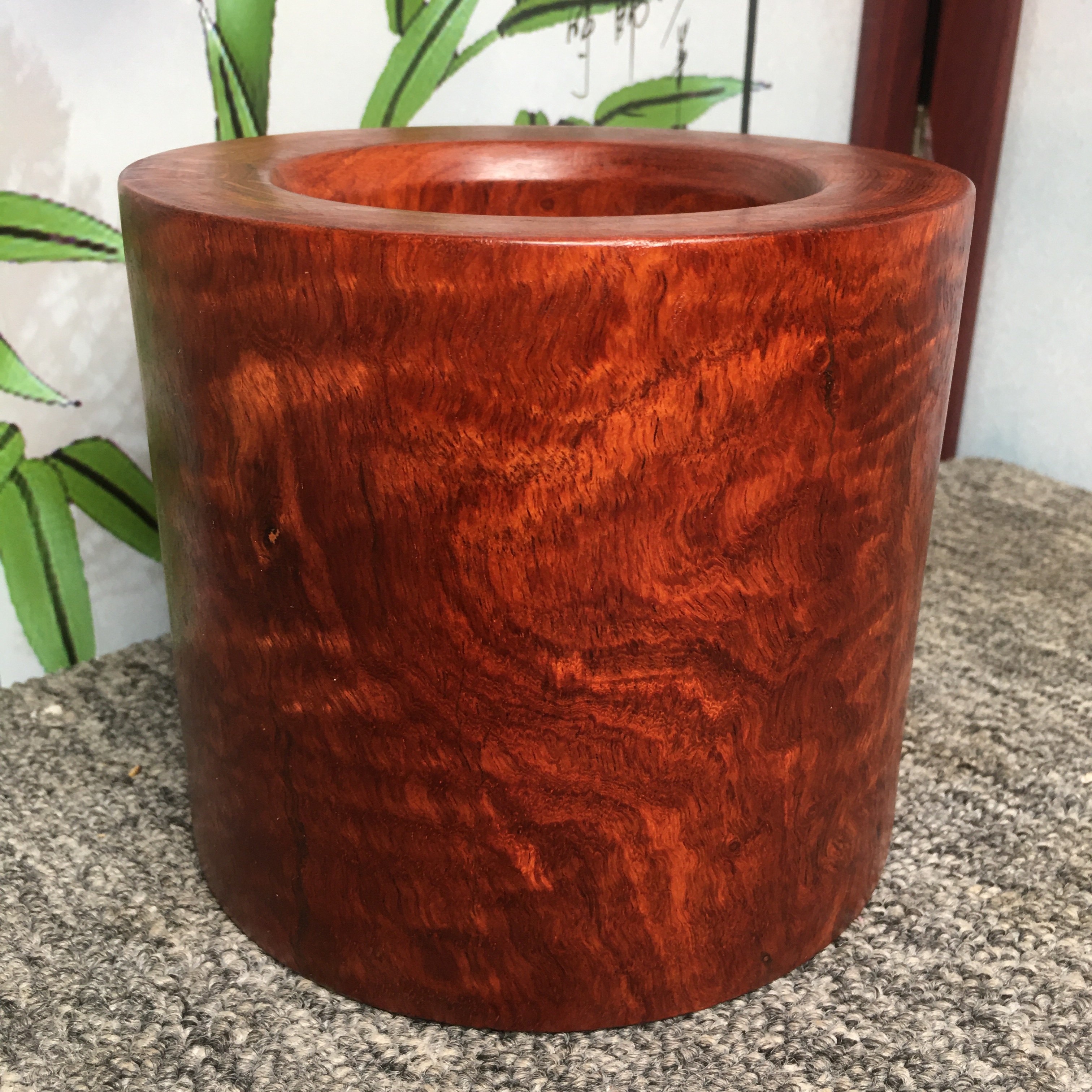 红木深红树心整体实木紫檀木大笔筒花梨缅甸笔筒