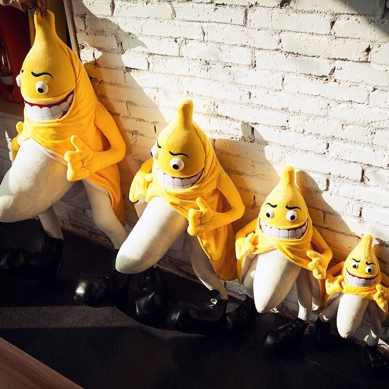 恶搞香蕉搞怪睡觉床上男孩儿童玩偶表情邪恶节日装扮用品
