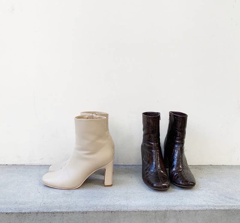 日本ins网红2022秋冬季复古日系女靴短靴女显时装靴