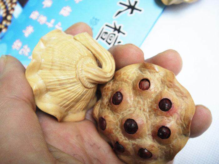 印度小叶紫檀莲子手玩件一只黄杨木雕莲蓬手把木雕