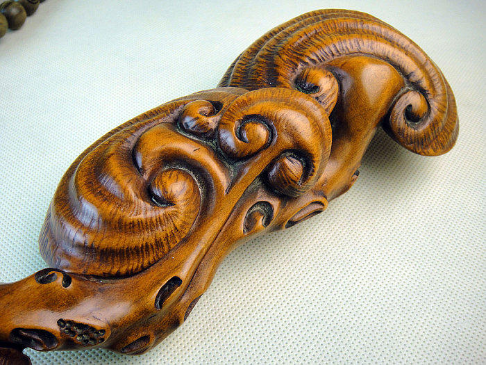 如意黄杨木雕细微线雕灵芝手把玻璃包浆珍藏木雕