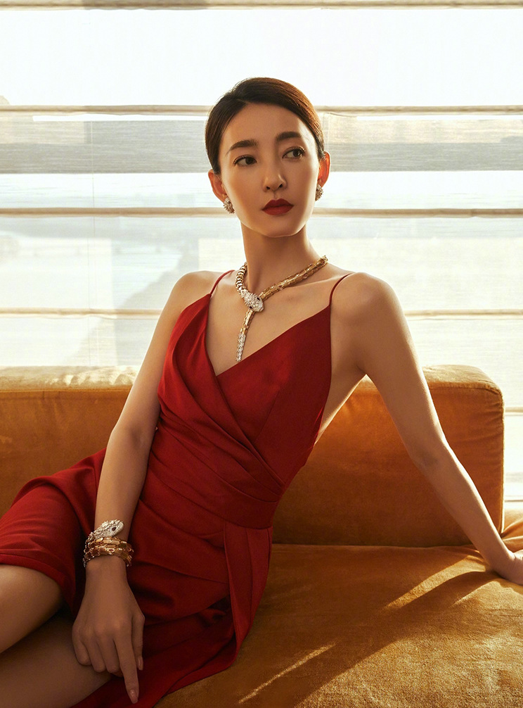 红色吊带连衣裙王丽坤同款新娘喜宴敬酒服女开叉礼服