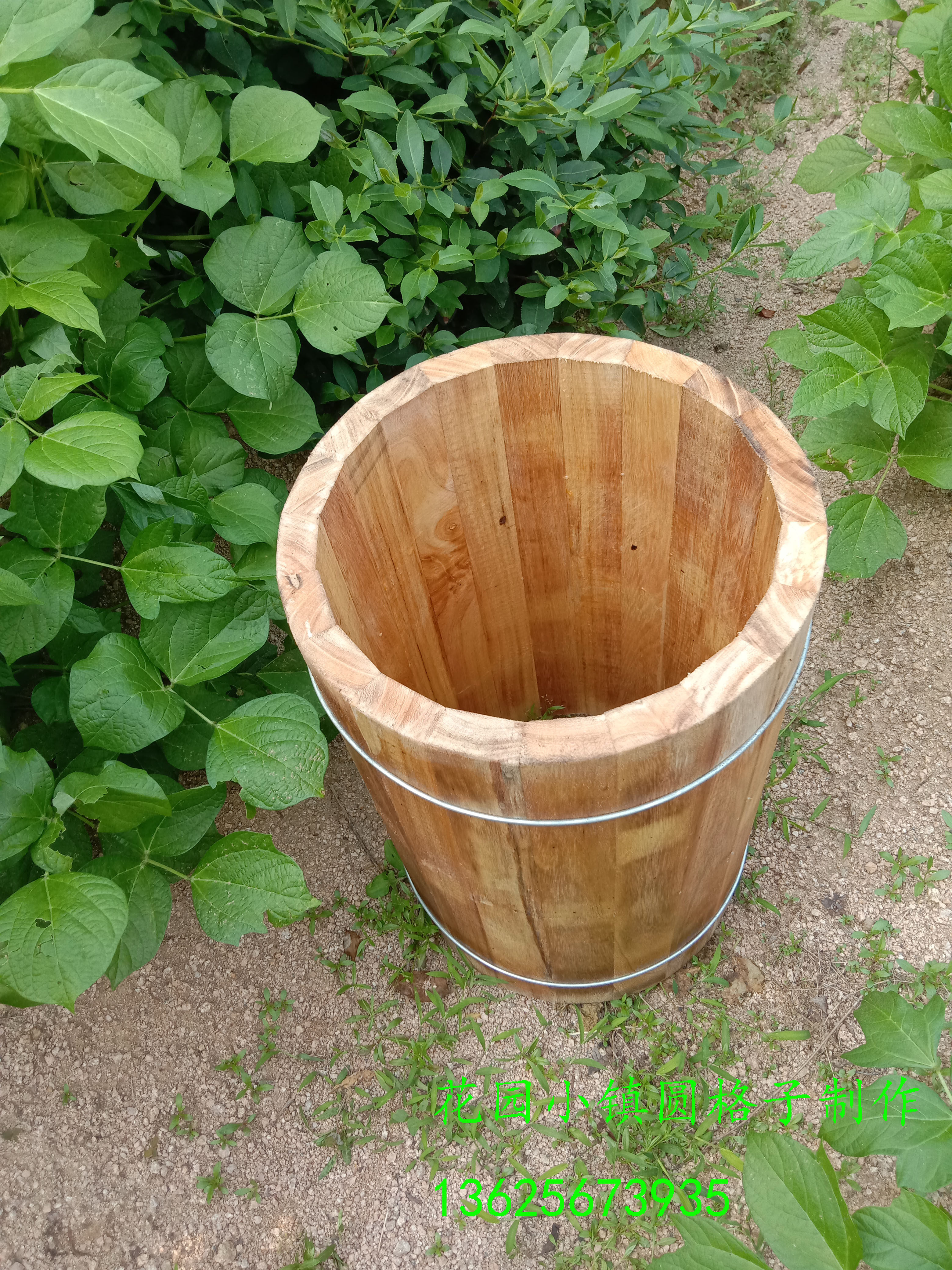 花园蜂业泡桐木蜂桶圆桶蜜蜂诱蜂桶箱圆蜂箱养蜂桶