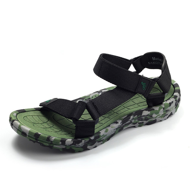 New Roman camouflage men's sports sandals Velcro beach shoes breathable non-slip deodorant leisure outdoor trend New Roman camouflage men's sports sandals Velcro beach shoes breathable non-slip deodorant leisure outdoor trend