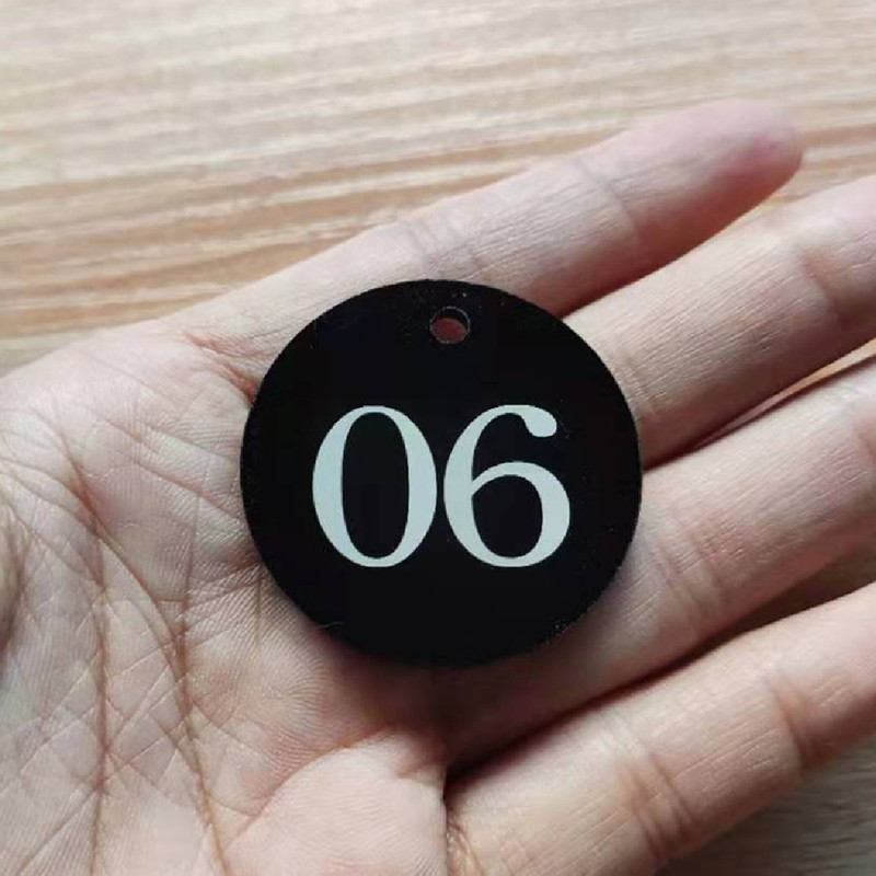 洗浴手牌号码牌双面数字亚克力存包牌泳池编号牌叫号牌手圈牌定制