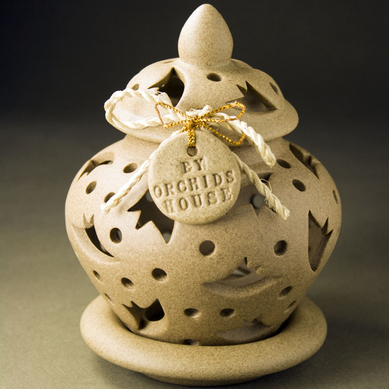 陶瓷泰国进口手工宝塔香薰炉香盘家用复古摆件烛台