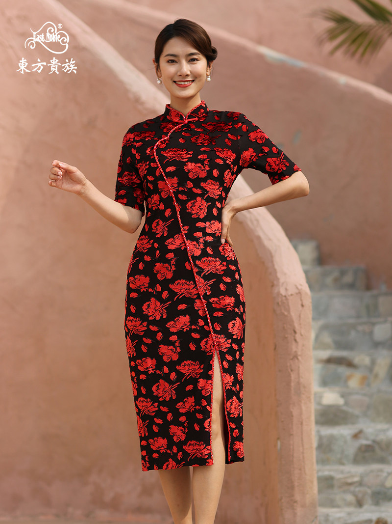 东方贵族国风改良旗袍中款烧花丝绒中国端庄新款旗袍