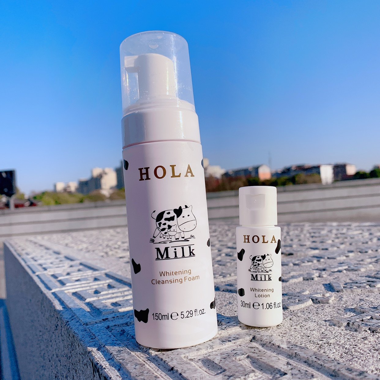 赫拉hola牛奶雪肤洁面慕斯深层清洁男女温和洁面