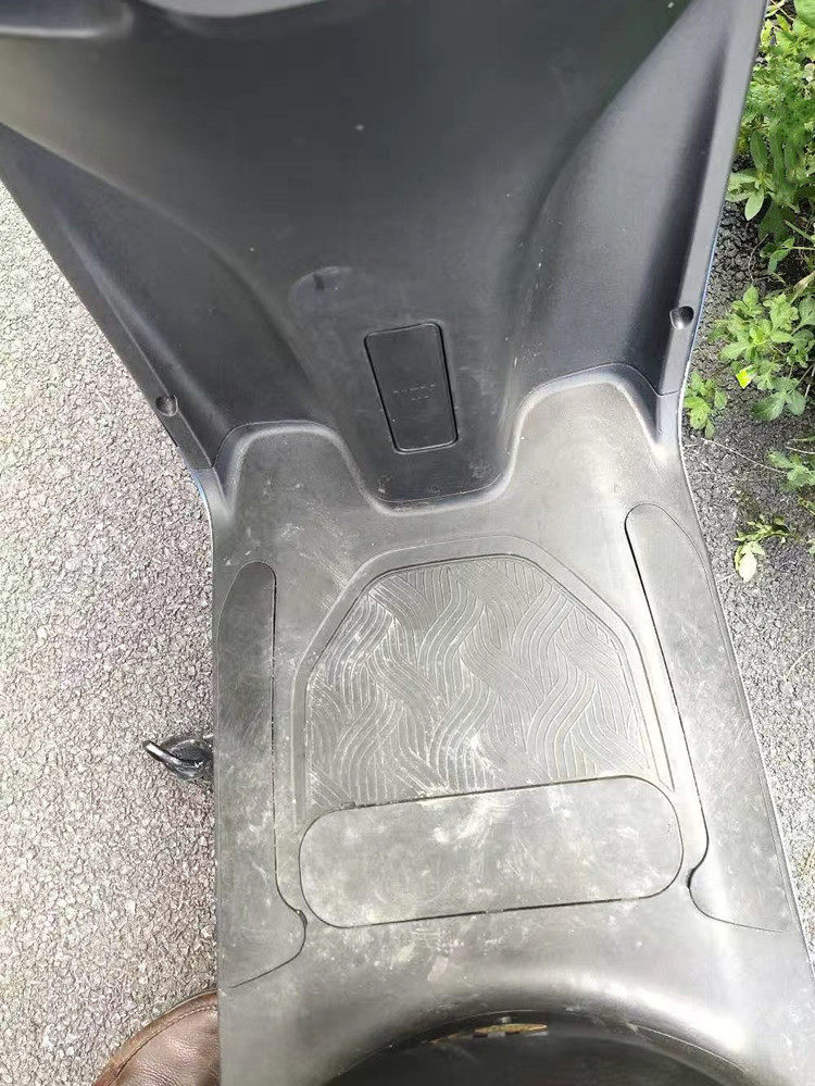 适用于爱玛礼尚n370电动车脚垫am500dqt40脚踏am1000dt20g8s电动车