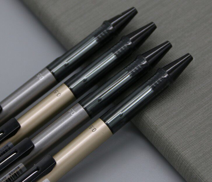 晨光j3301悦尚按动中性笔黑色水笔c1701三角办公中性笔