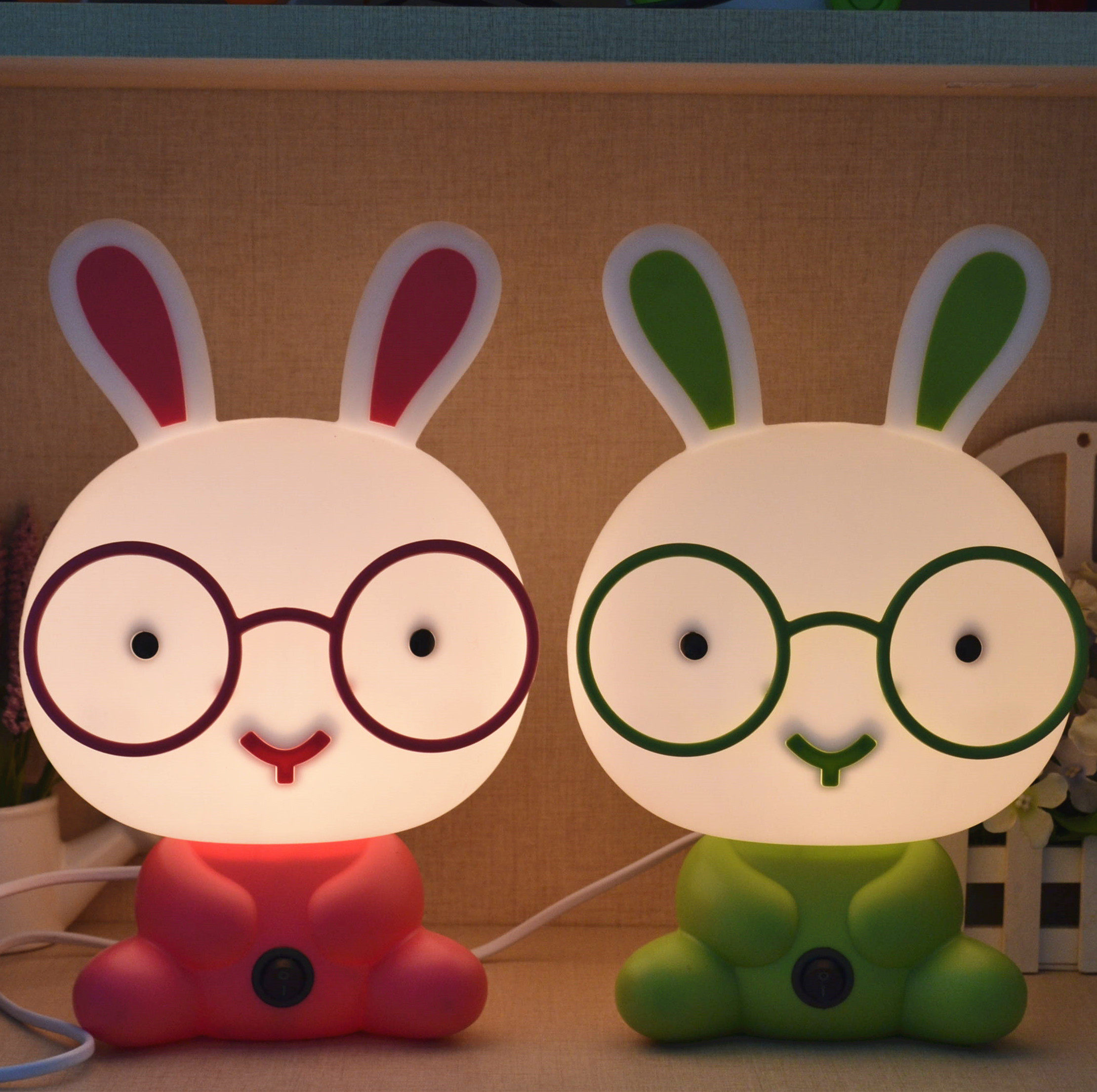 创意时尚可爱卡通个性台灯儿童卧室小夜灯