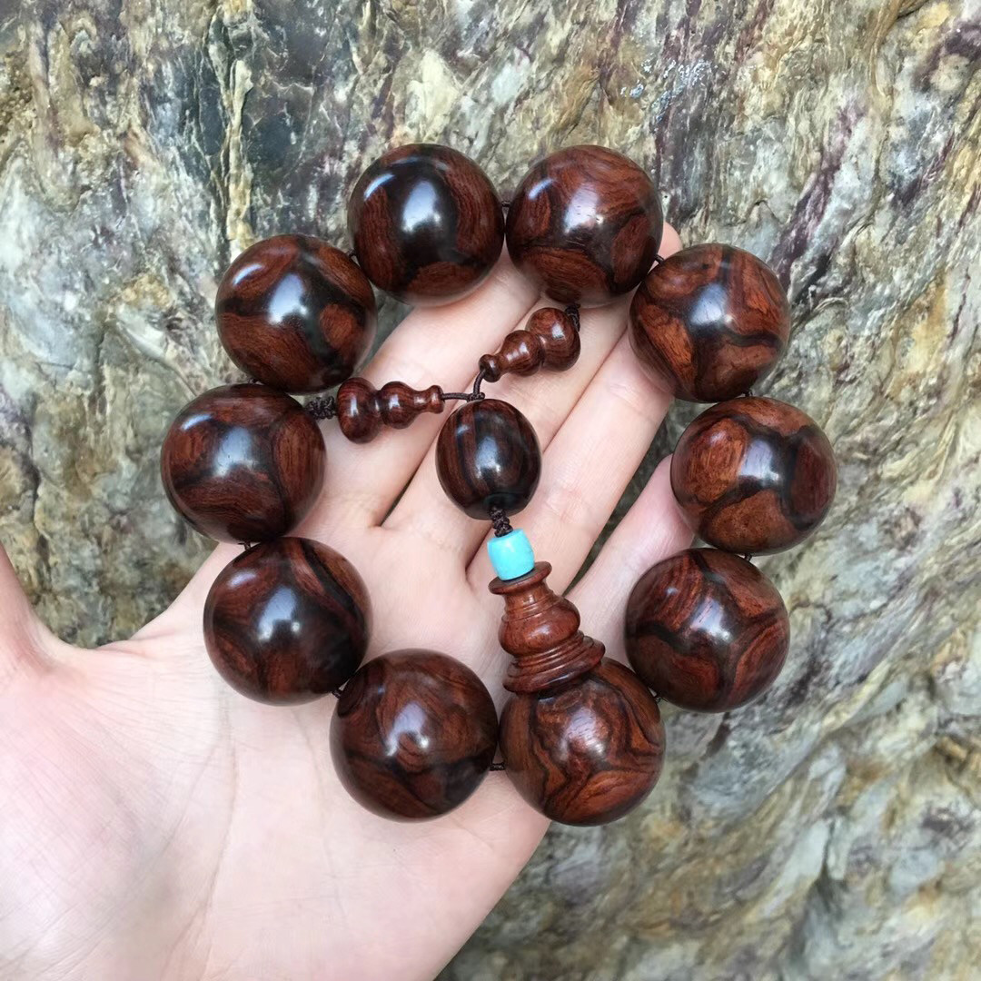 黄老油梨手串大黑线鬼脸豪珠规格花纹清晰高油密手串