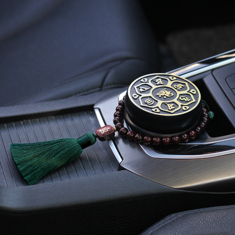 汽车香水摆件坐式高档创意车载香盒持久异味摆件