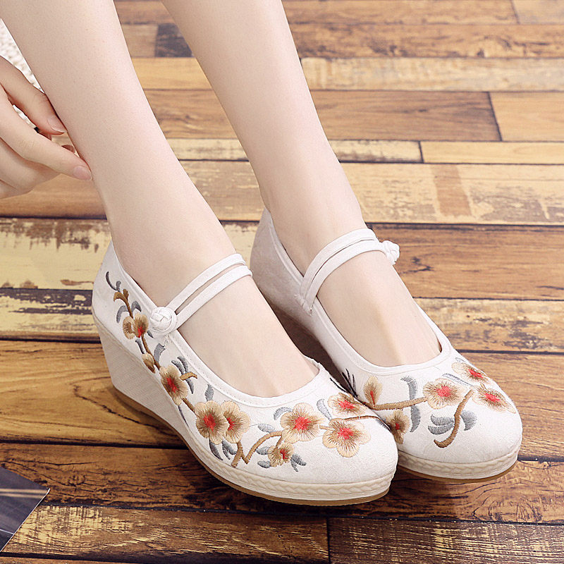 白色绣花鞋2020老北京布鞋厚底民族风绣花布鞋舞蹈鞋布鞋