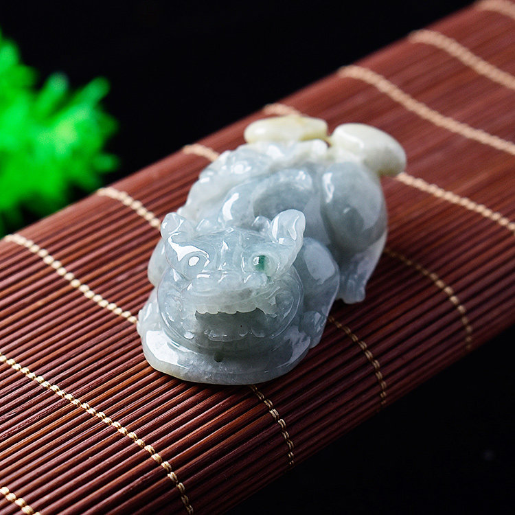 貔貅天然缅甸翡翠吊坠男女玉佩双彩霸王玉石颈饰