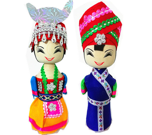 贵州广西云南特色手工艺品苗族民族娃娃公仔婚庆木偶