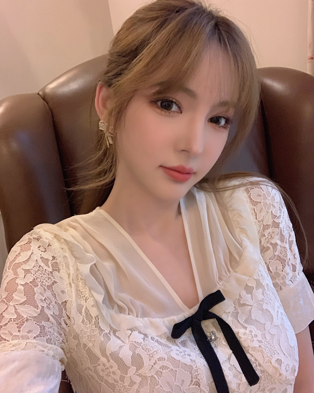 lady alice赵静 法式名媛风小白裙重工蕾丝绣花设计感连衣裙女夏