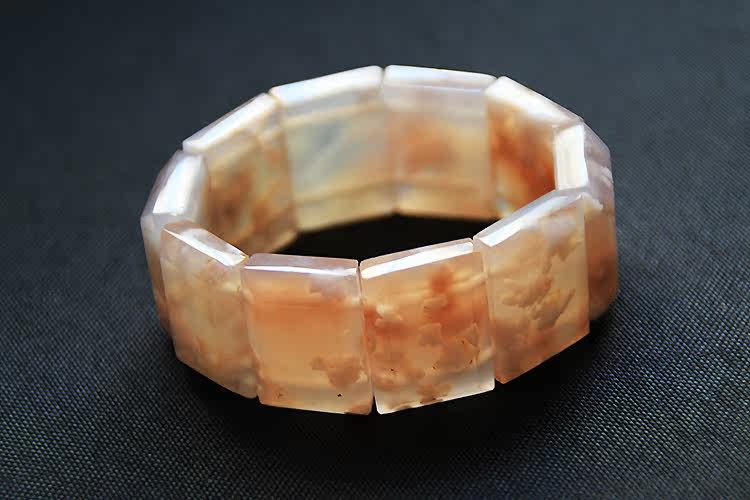 增值孤品蜜雪甜心蜜雪甜心天然樱花玛瑙冰种雪花手镯