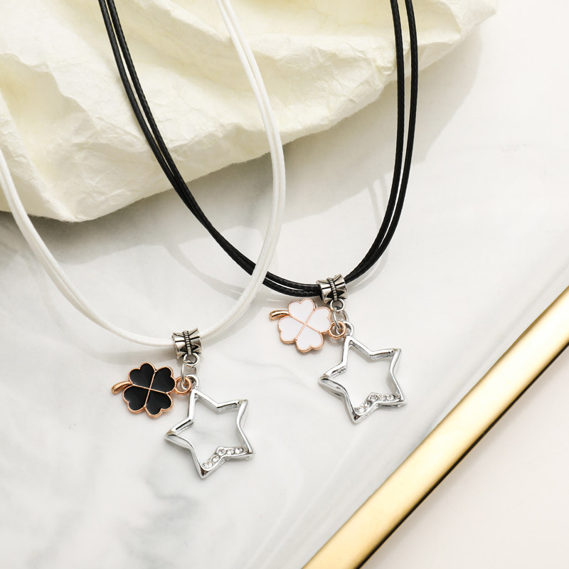 日韩学生四叶草项链一对简约森系闺蜜钥匙双层项链