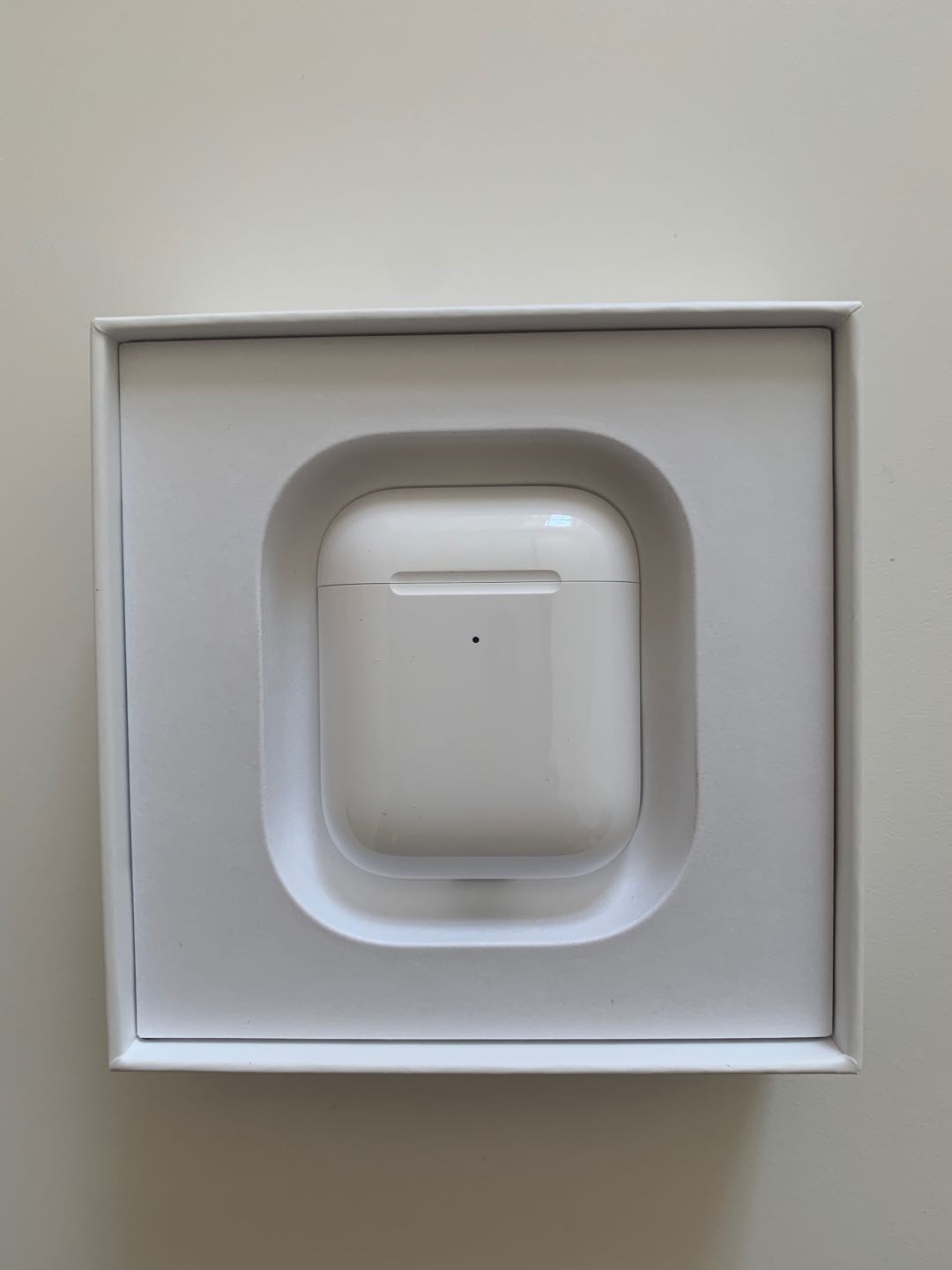apple苹果airpods2蓝牙耳机有线无线充电盒国行蓝牙耳机