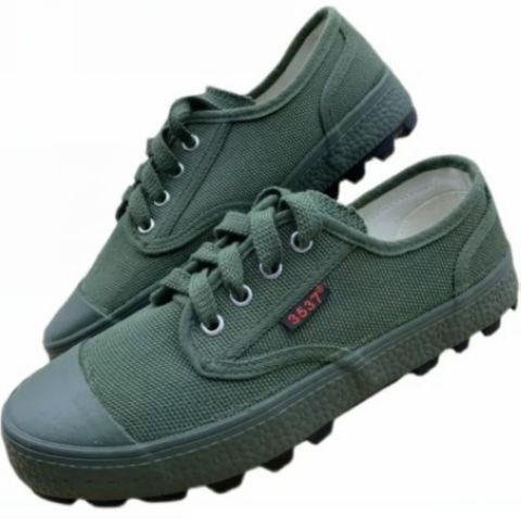 解放鞋正品3537包邮登山鞋工地鞋低帮贵州劳保鞋工地胶鞋新防滑