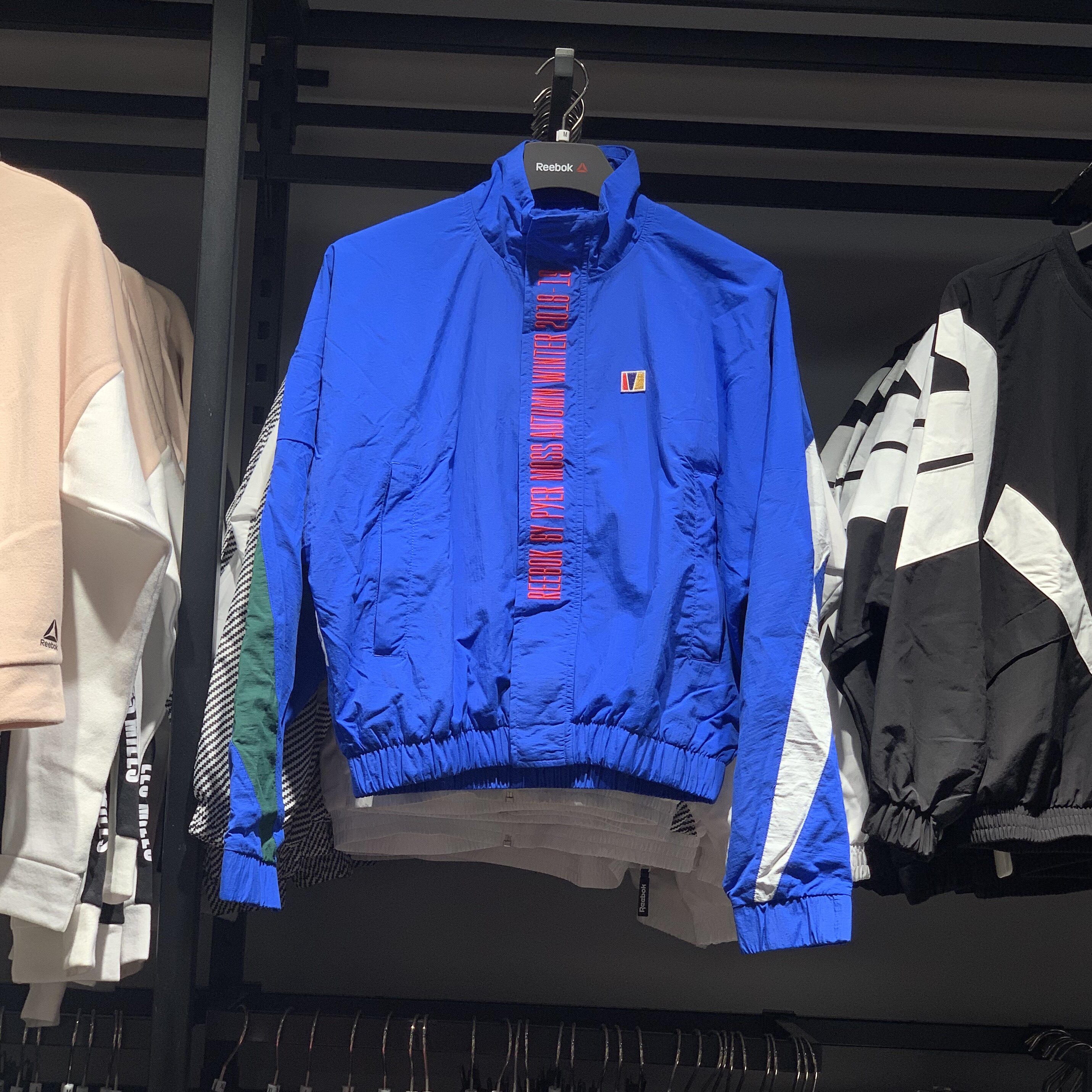 锐步reebokrcxpyermossvectortrack男女女款夹克外套运动茄克