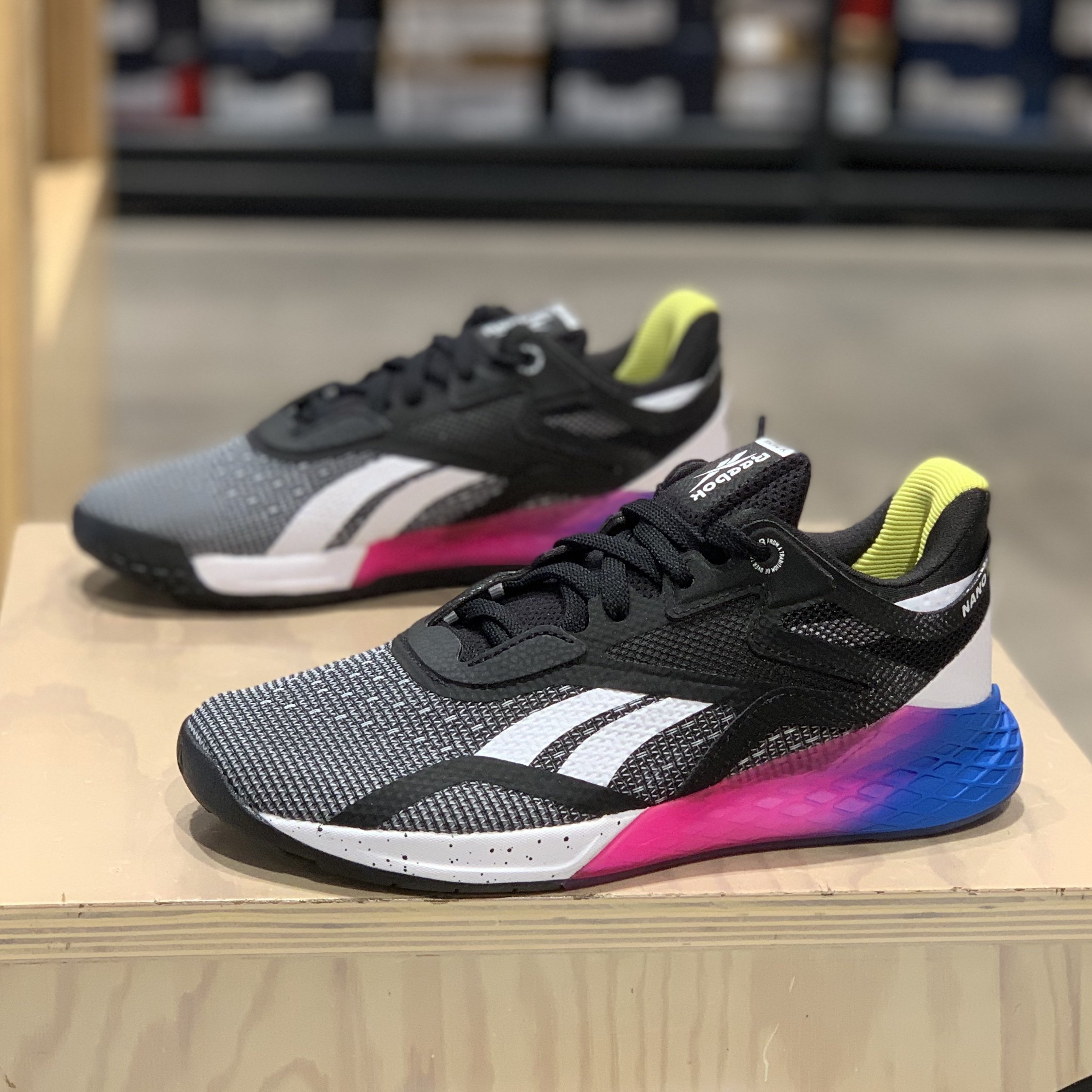 锐步reeboknano女子深蹲硬拉crossfit综合训练fw8208综合训练鞋