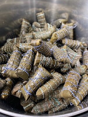 「刘叔叔手作」独家秘制新鲜蛋黄板栗五花肉长粽子长条手工鲜肉粽