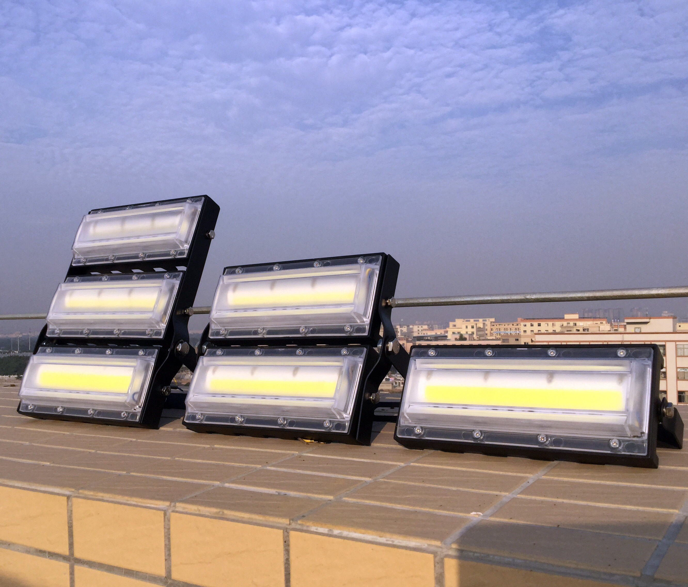 led射灯50w户外室外灯百变投光灯防水路灯100w超亮广告灯投射灯