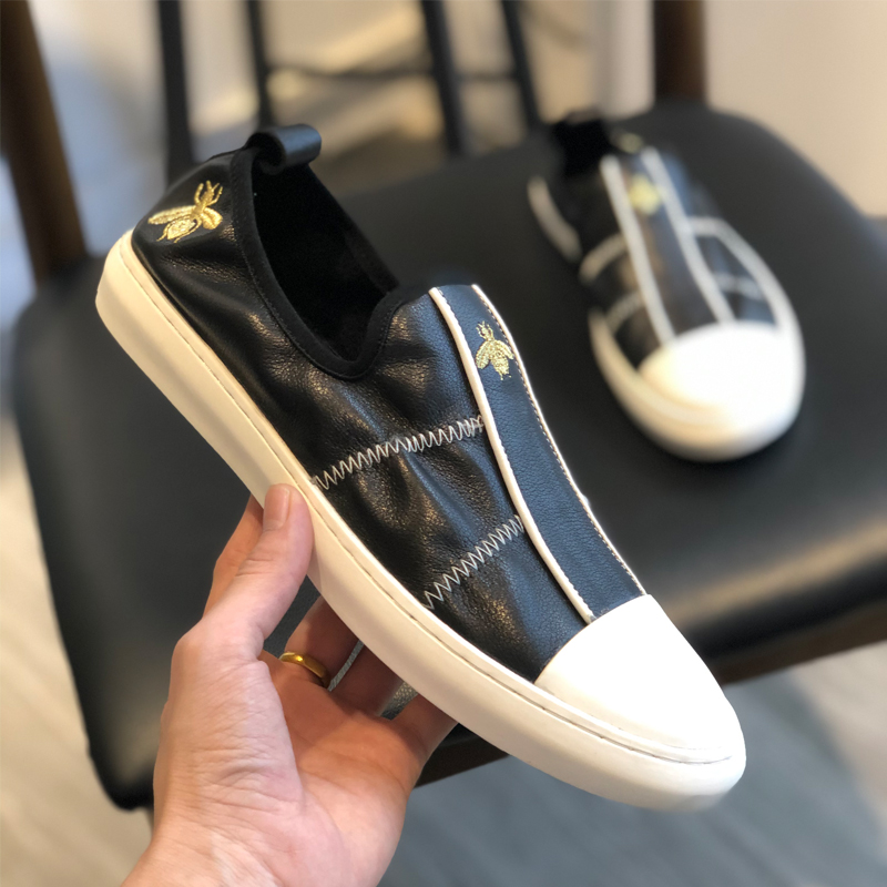 欧洲站男鞋夏季百搭透气真皮乐福鞋小蜜蜂男士休闲鞋一脚蹬懒人鞋