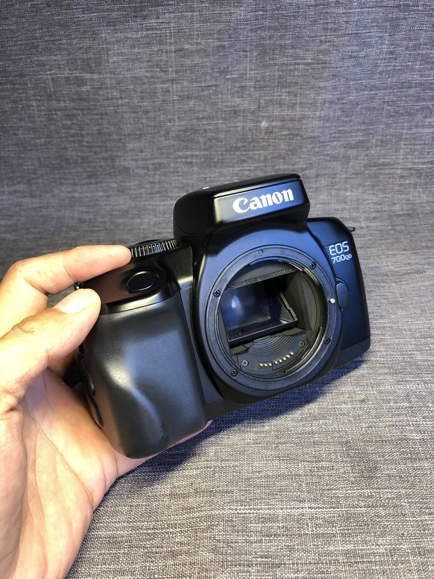 佳能canoneos700qd135胶片单反机身功能好可可以可以使135胶片单反