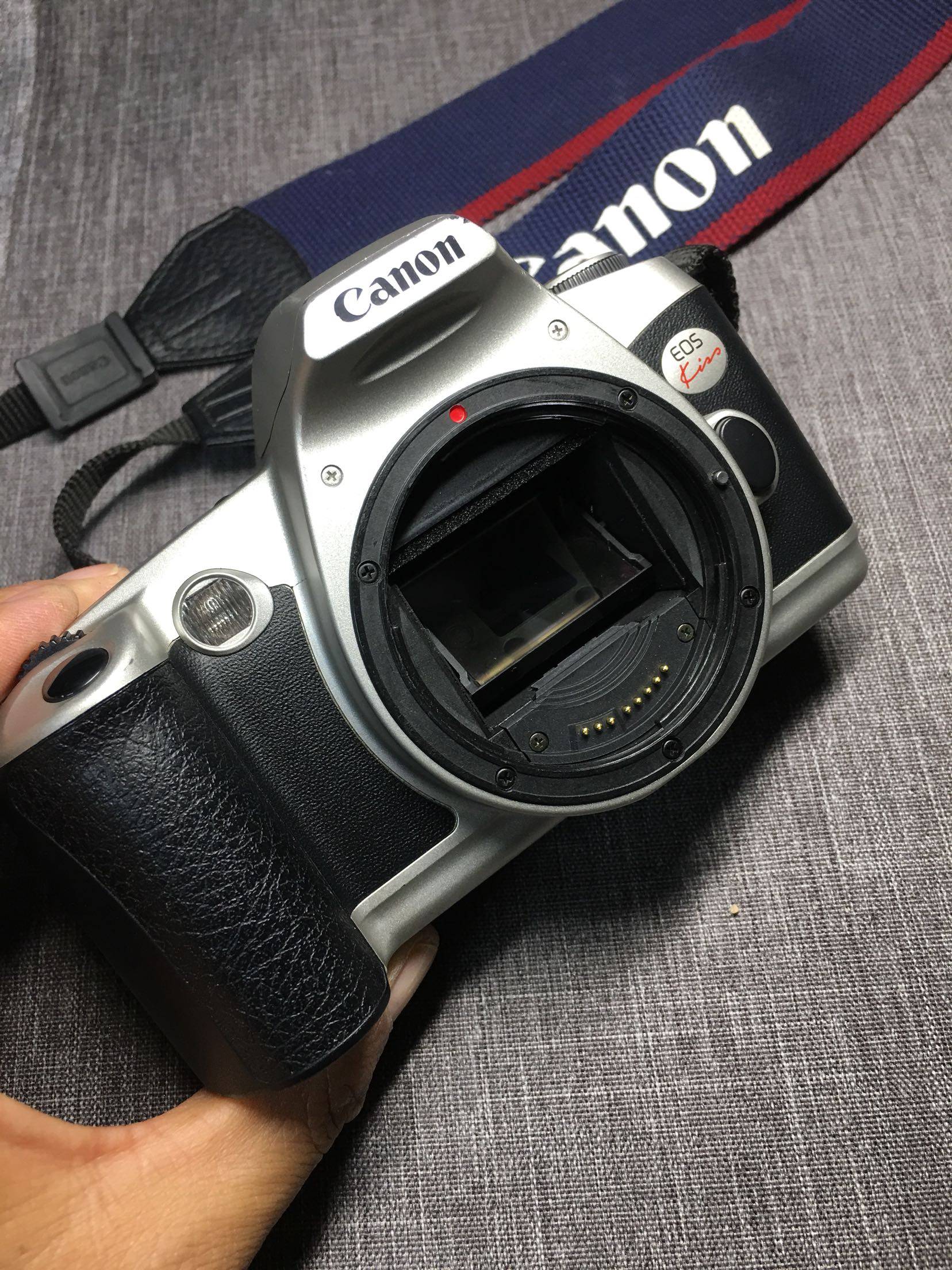 佳能eoskiss银色单反胶卷胶片中古复古成色135胶片单反