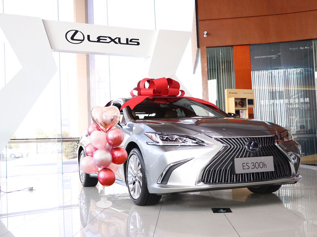 装饰中秋国庆节汽车4s展厅装饰布布置新车车间气球