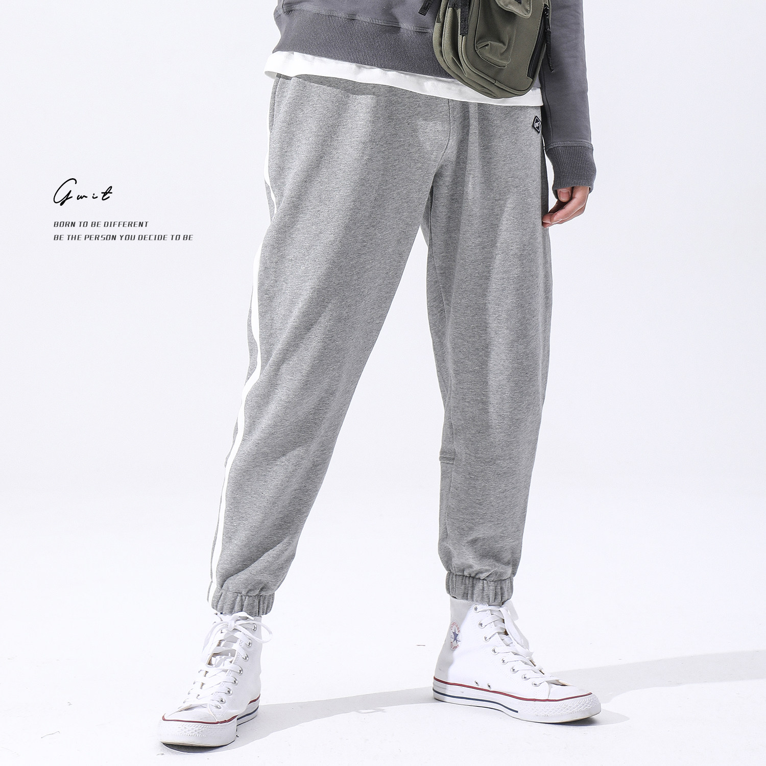 gwit蚕质春秋新款宽松运动卫裤男束脚休闲白条休闲裤