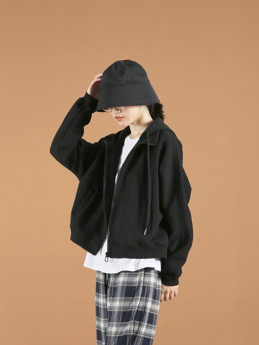 筱眷村针织连帽短外套棒球小个子短款上衣学生三色短外套