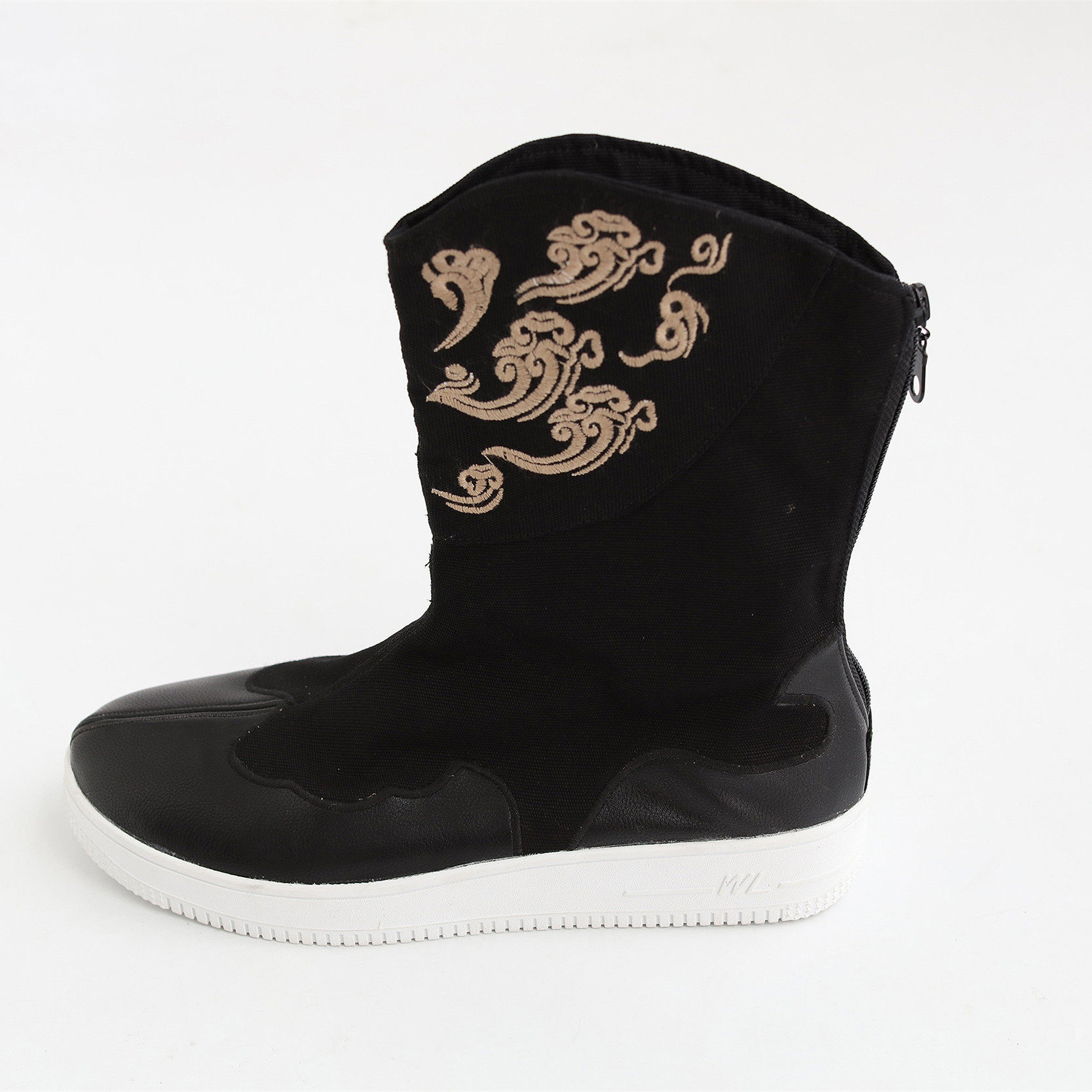 民族风男靴春秋彩云靴单靴中国文艺风刺绣平底时装靴