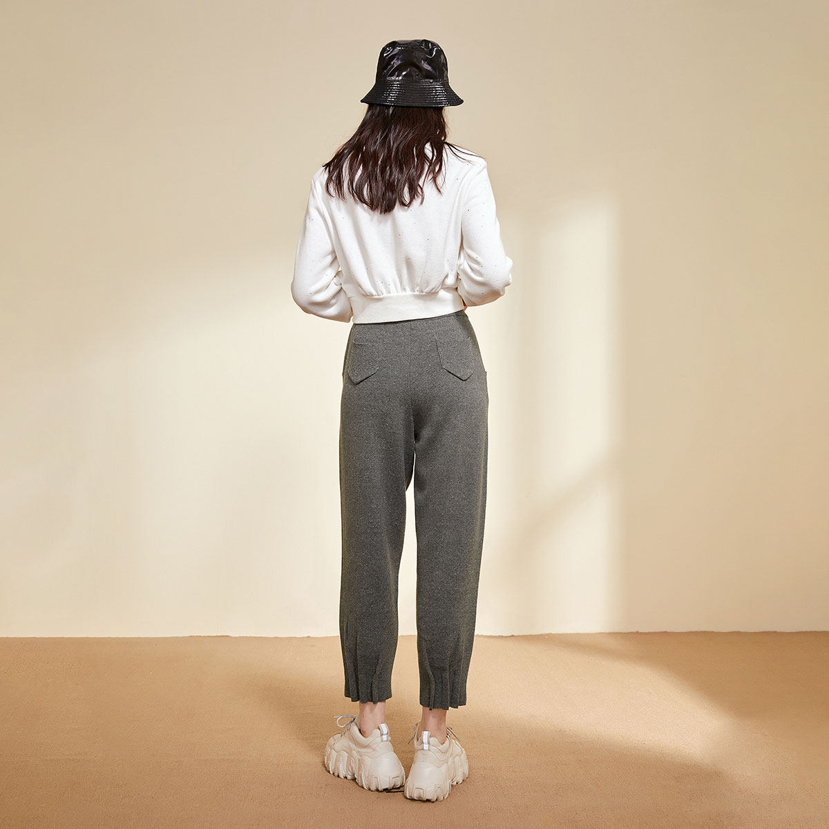 休闲太平鸟高腰针织裤女萝卜2020年秋冬新款宽松休闲裤