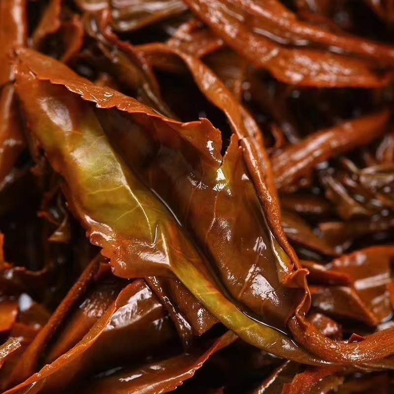 古树野生云南省凤庆滇红普洱茶山野花香甜红茶普洱