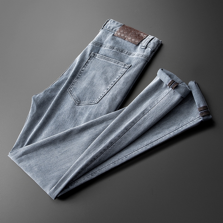夏季浅蓝色水洗修身牛仔裤男舒适透气薄款棉弹面料男士直筒牛仔裤