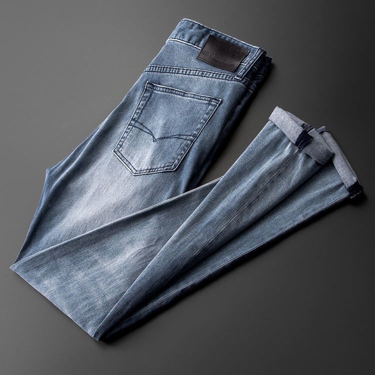 轻奢牛仔裤男薄款夏季柔软舒适浅色水洗棉弹面料男士直筒牛仔长裤