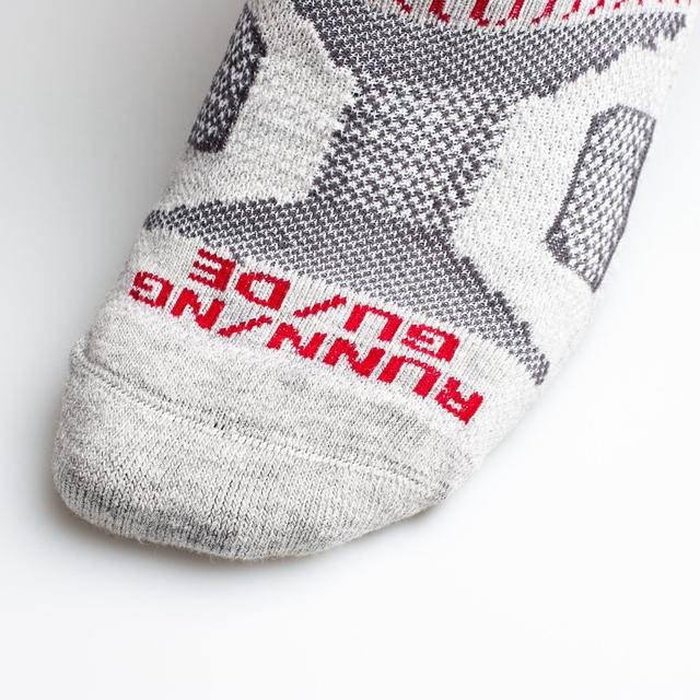 Running Guide 8801 Shallow Dark Socks breathable Deodes sweat absorbent wild sports outdoor running wild men's models Running Guide 8801 Shallow Dark Socks breathable Deodes sweat absorbent wild sports outdoor running wild men's models