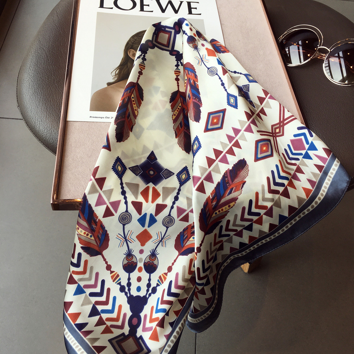 温柔配色围巾韩国春秋百搭ins小丝巾彩色流苏羽毛领巾百搭小方巾