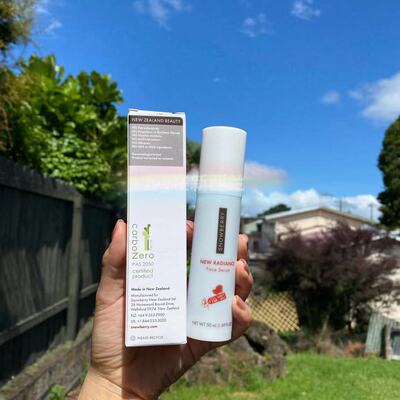 新西兰直邮snowberry雪果蓝铜胜肽抗皱紧致敏感修复50ml液态精华