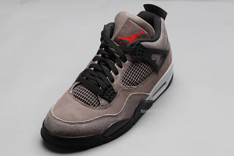 哄哄airjordanaj4taupehaze棕小ts摩卡球鞋篮球鞋