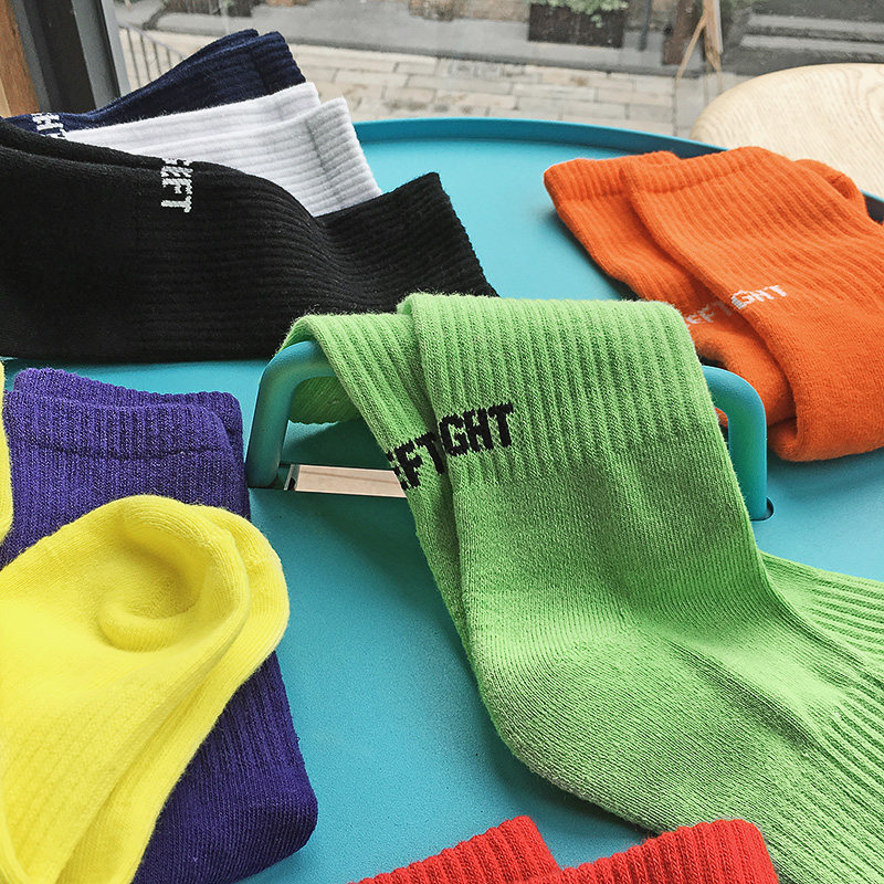 connive 百搭级别 每天换一双中长款夏季潮牌中筒袜字母男女袜子