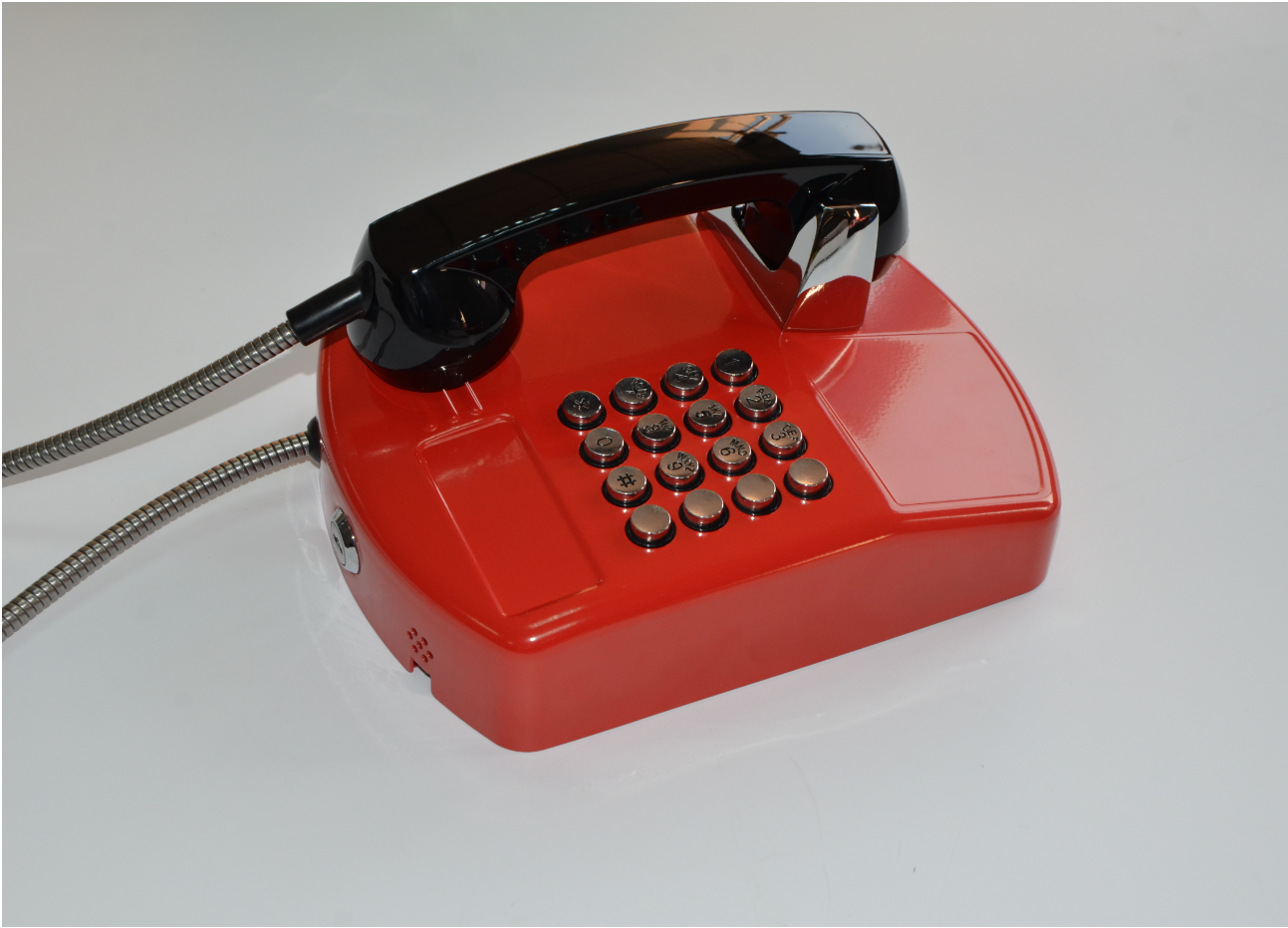 监狱看守所壁挂式金属外壳防暴暴力耐磨公共场所公用电话机(有绳