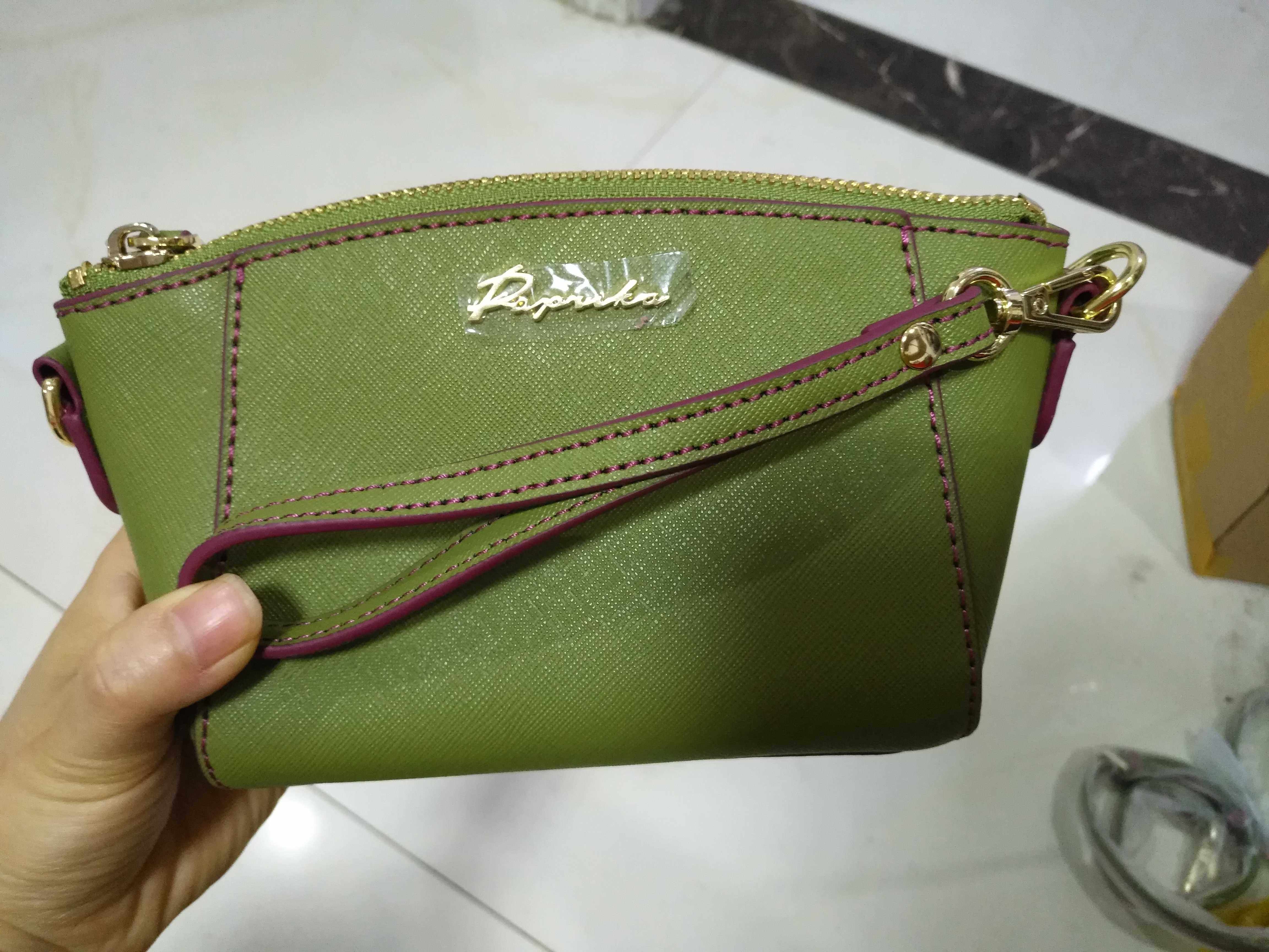 香港paprika皮卡皮子手拿包单肩斜挎两用女士包袋