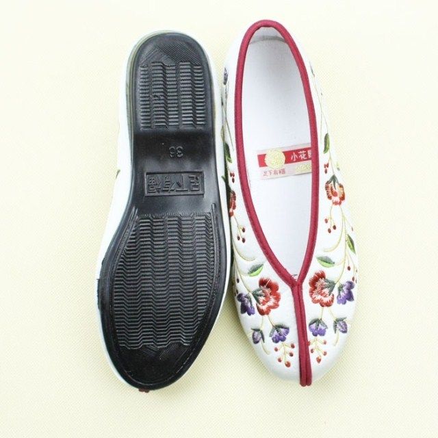 包邮小花园绣花鞋民族风单鞋老北京布鞋结婚格格女鞋单鞋